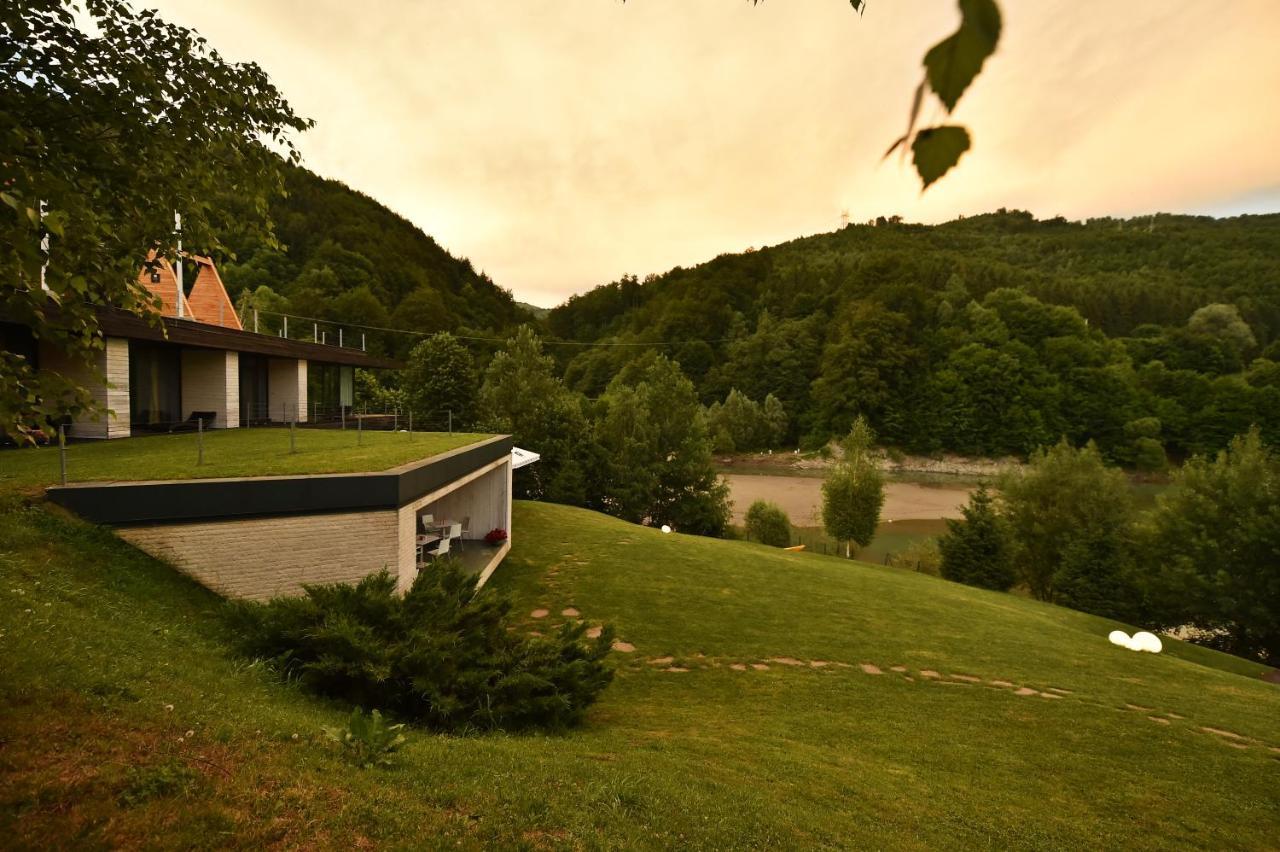 Pensiunea Atra Doftana Teşila Exterior foto